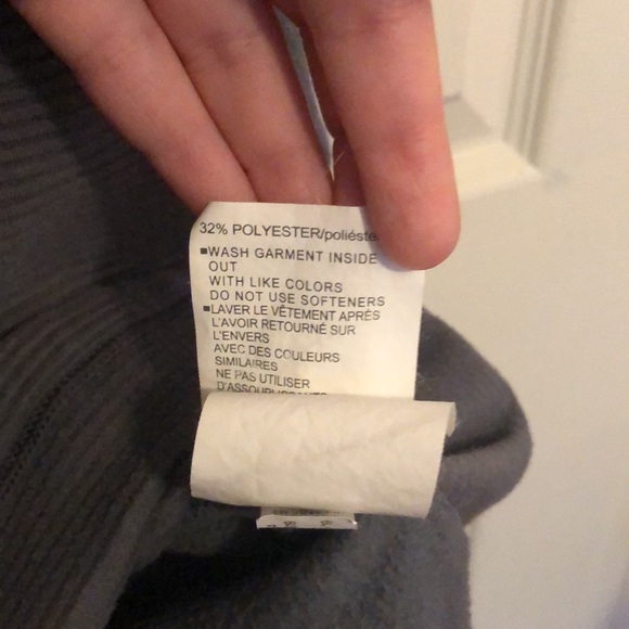 Under Armour Hoodie - Picture 7 of 8